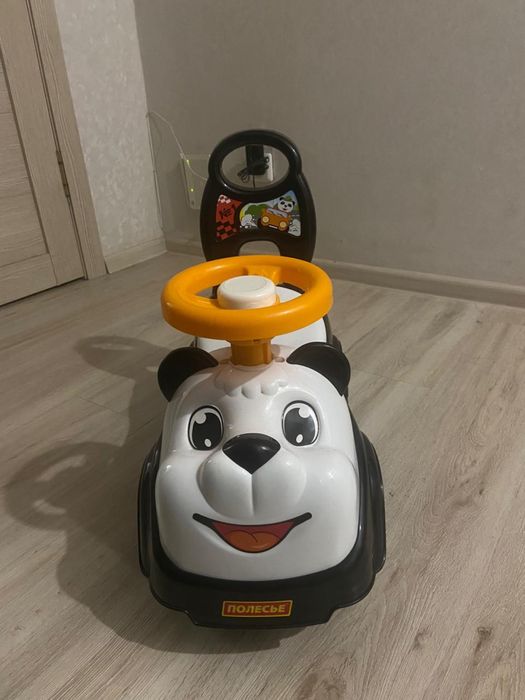 Машина-каталка Панда