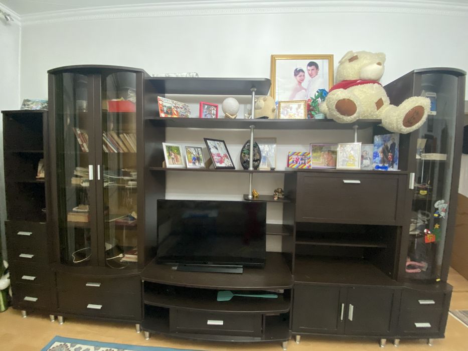 Сервант для зала