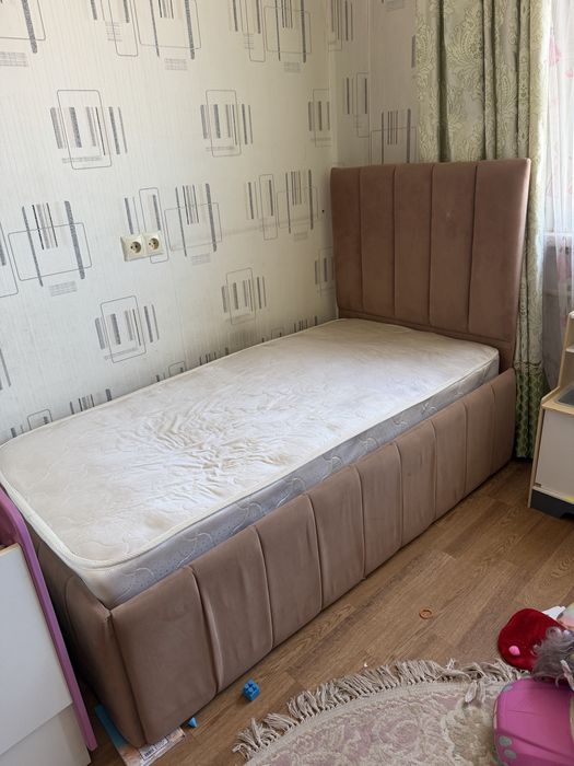 Продам детскую кровать