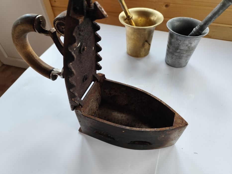 Camera foto Welta, sifoane vechi, fier calcat cu aburi, termos, telefo