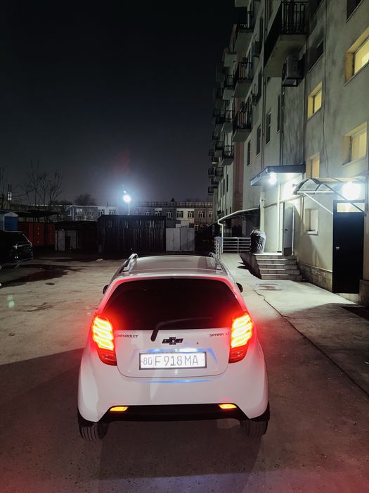 Срочно продам свой спарк в хорошем состояние год випуска 2015