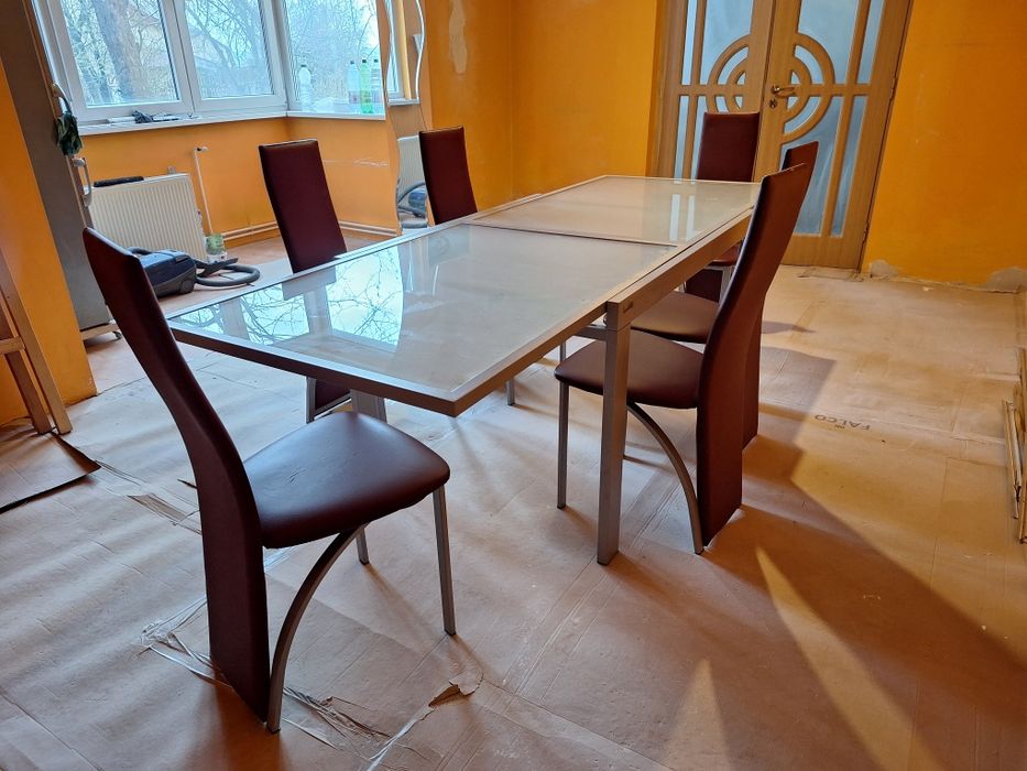 Masă extensibilă  potrivit si pentru terasă