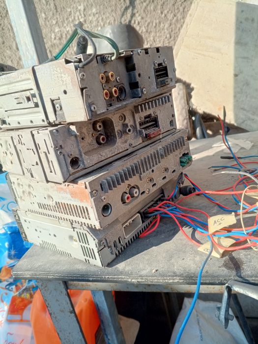 Магнитолы автомобильные б.у