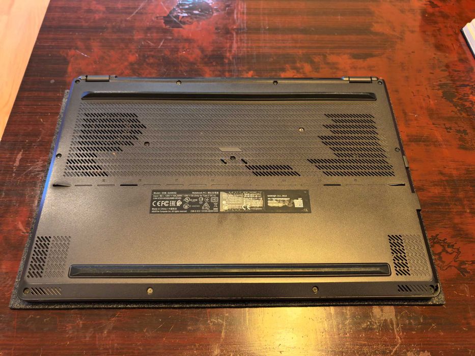 Лаптоп Asus ROG Strix Ryzen 9 5900HS, RTX 3070, 1TB SSD, 16GB Ram