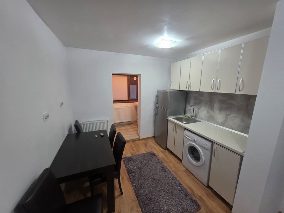 Inchiriez apartament 2 camere