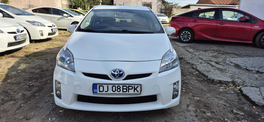 Vand toyota prius 2011 Hybrid, benzina+GPL