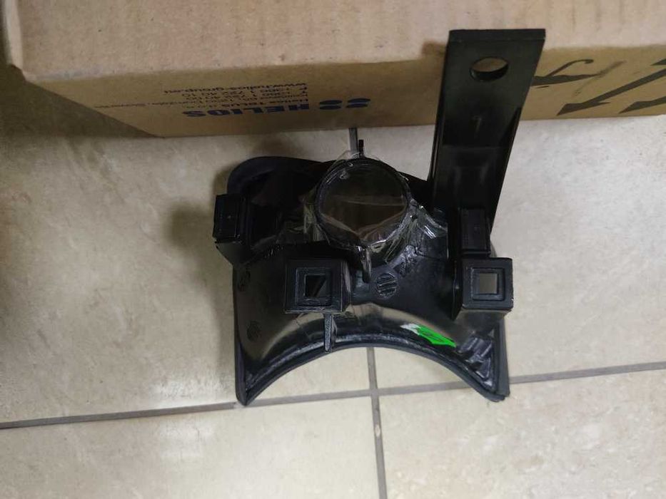 поворотник БМВ 5 Е34  левый