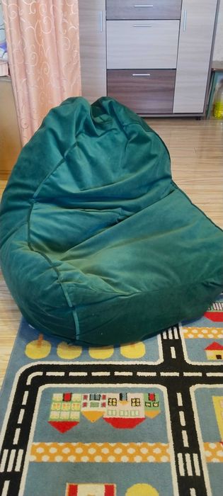 Продам кресло мешок, в изумрудном цвете.