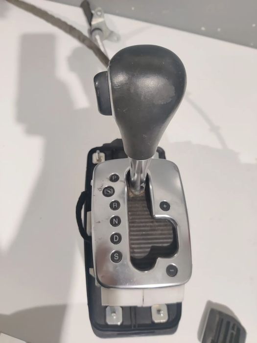Maneta Schimbator viteze Timonerie cutie automata Seat Exeo Audi A4 B7 8E1713041AQ / 8E1713111AA