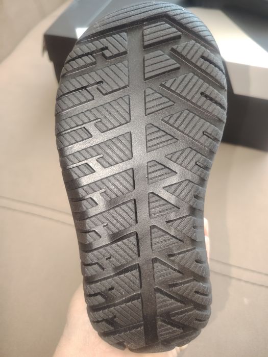 Нови ботуши Adidas