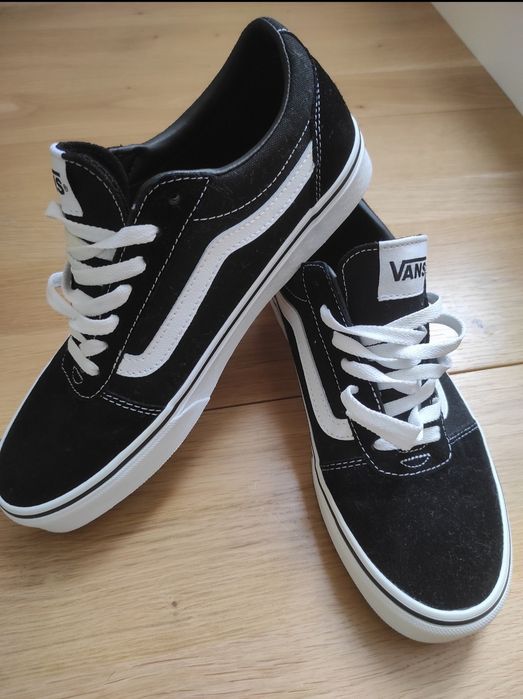 Мъжки кецове Vans Ward Black and white