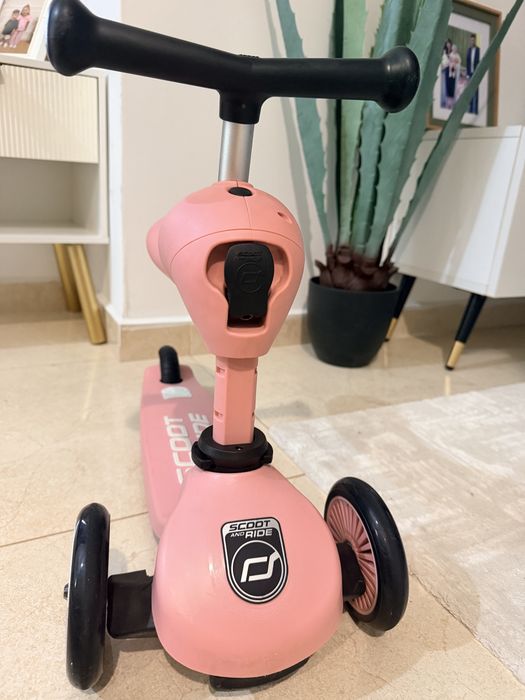 Trotineta copii cu sezut, transformabila 2in1, HighwayKick 1 Rose, 1-5 ani, pana la 50 kg, Scoot & Ride