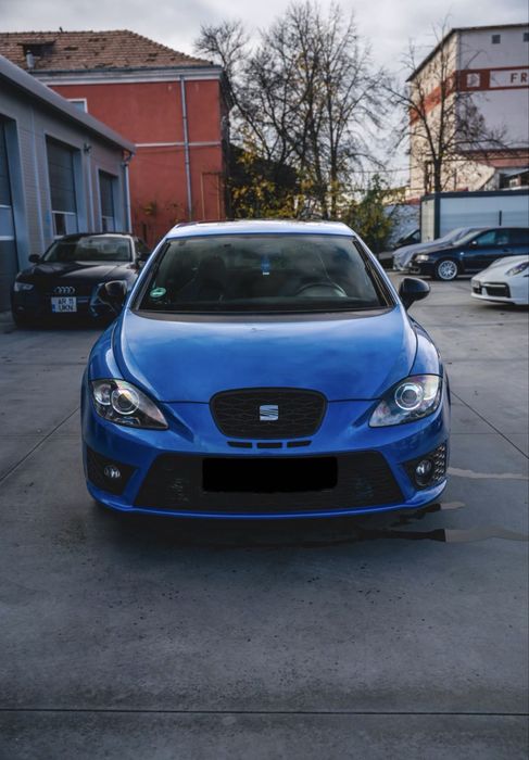SEAT Leon 2011 — imagine 3