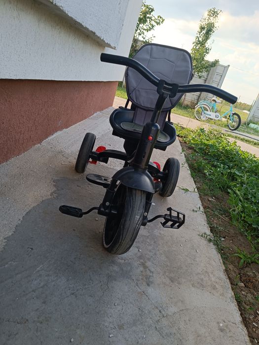 Tricicleta pentru piese