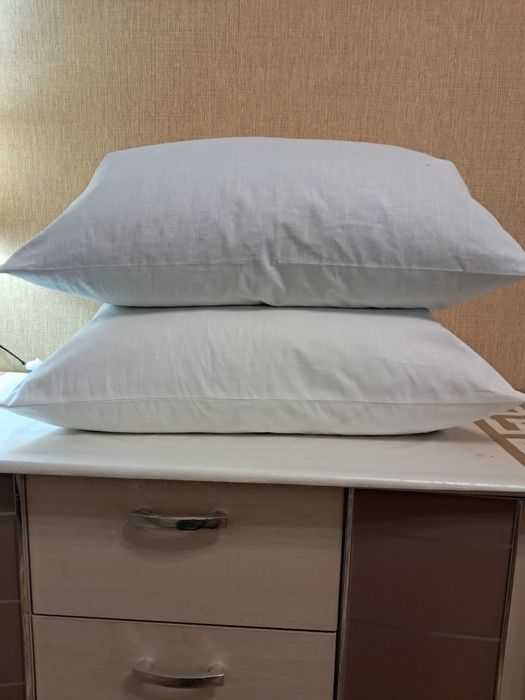 Для декора квартиры подушки,плед,