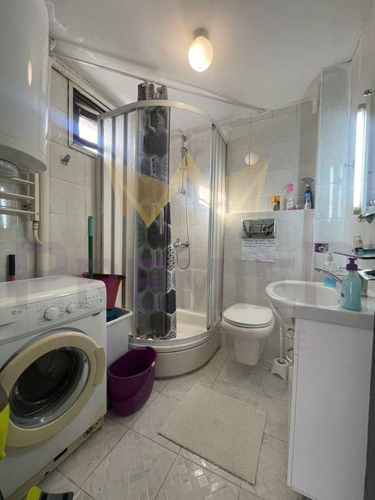 Дава се под наем Тристаен апартамент в Варна, Център - 70 кв.м за 459 € - Снимка #9