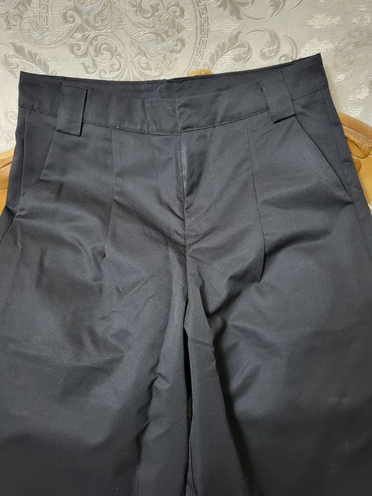 Продам брюки для девушек