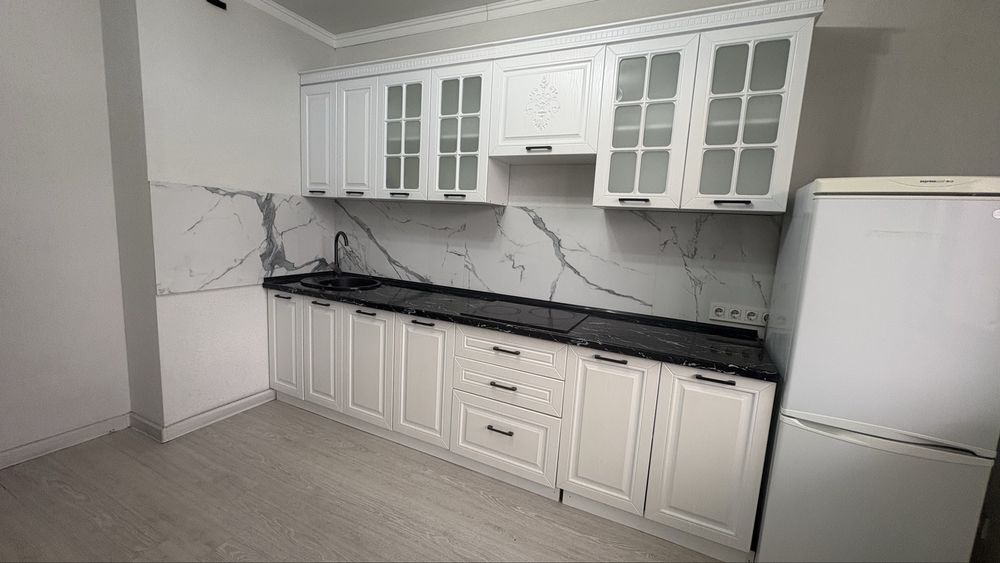 Продается кухонный гарнитур