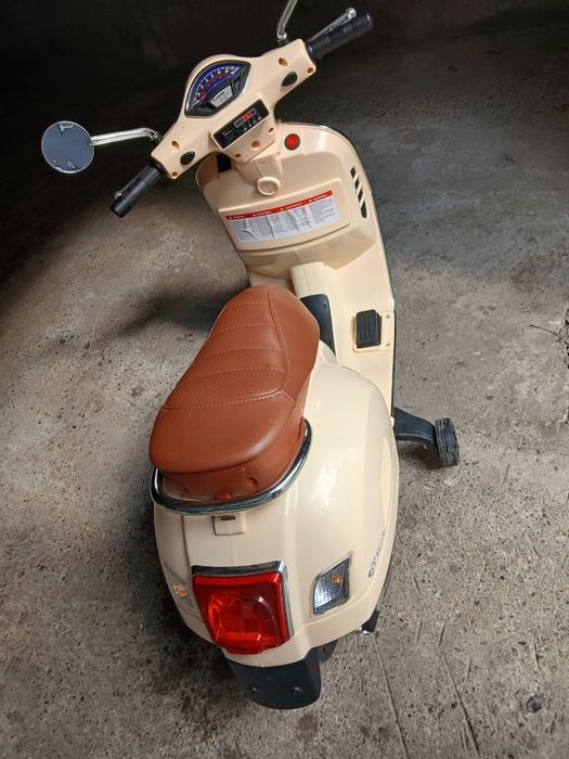 Детско моторче  Vespa