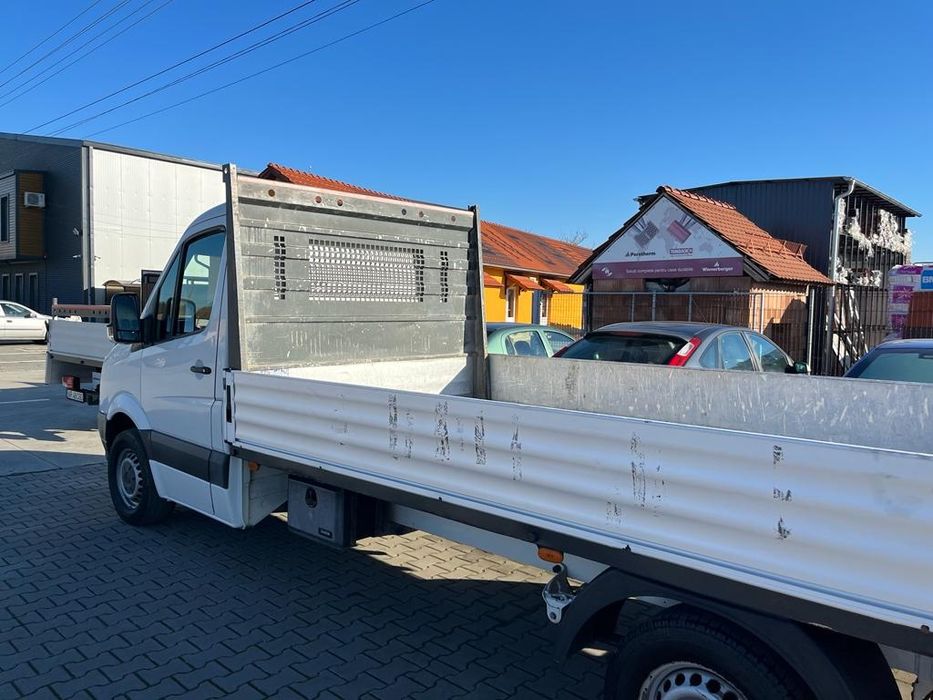 Vând Volkswagen Crafter