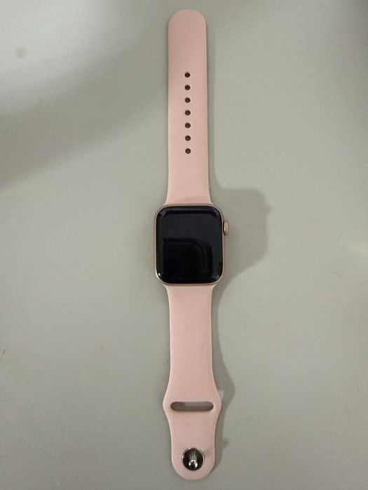 Apple Watch SE 2020, GPS, Gold Aluminium 40mm