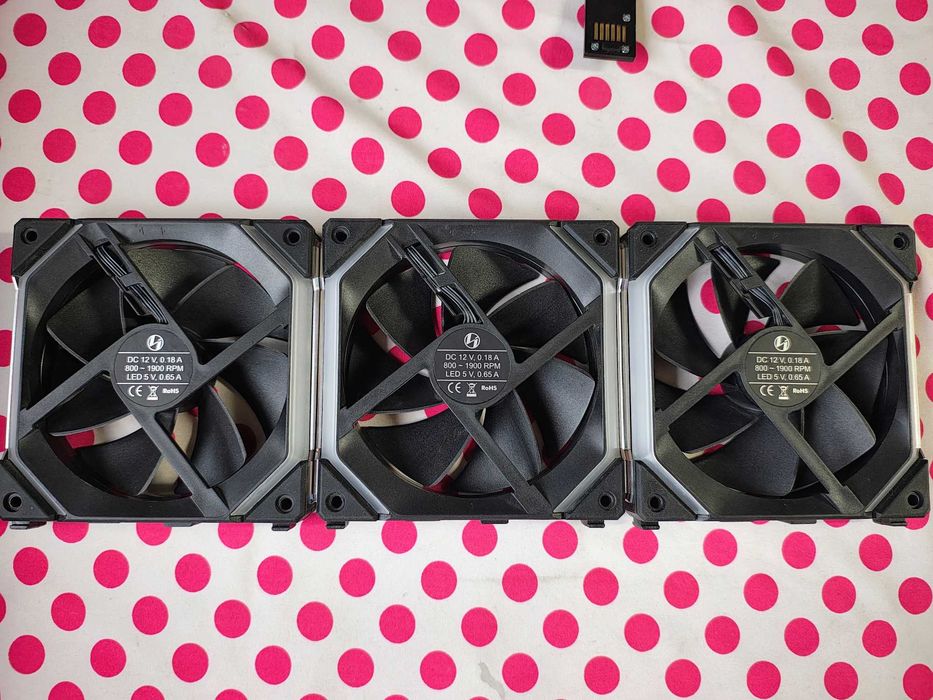 3 x Ventilator Lian Li UNI FAN SL120 RGB PWM Black