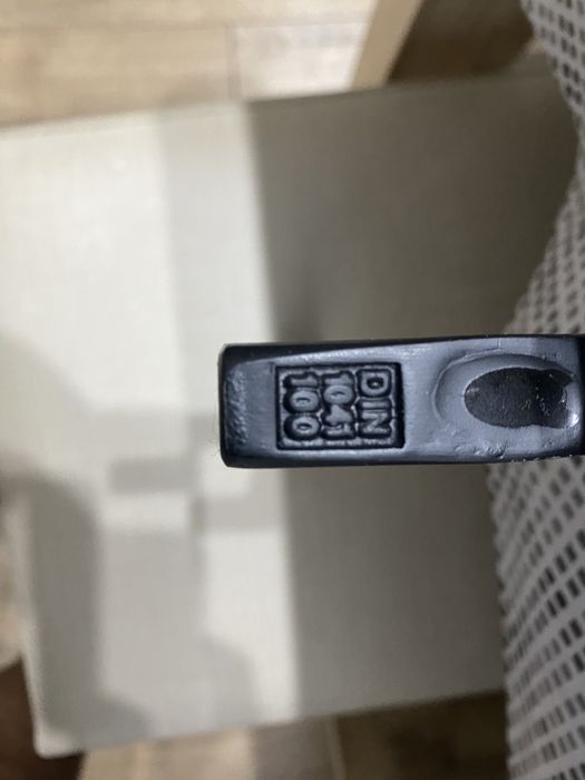 Молоток слесарный