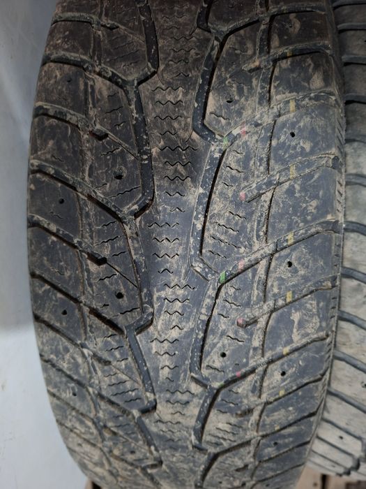 Продам шины 215/65/16