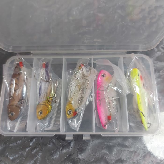 Комплект воблери – нови, различни модели и цветове