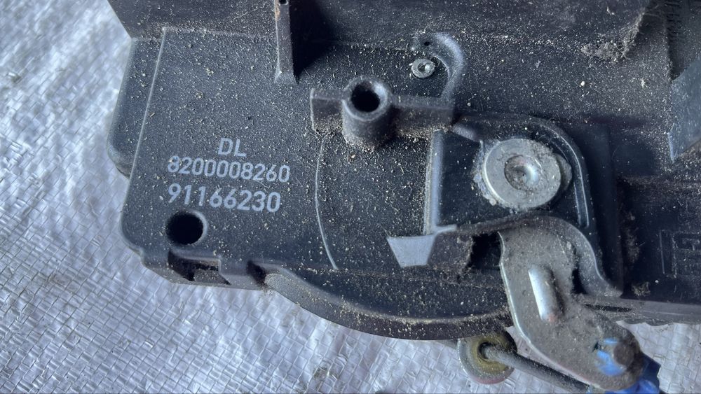 Предна лява брава Opel Vivaro 2001-