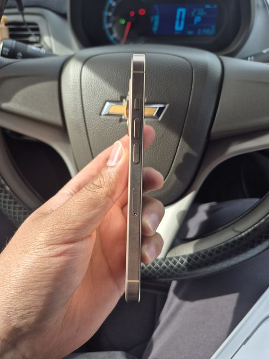 Продам или обменяю iphone 16 Pro 128