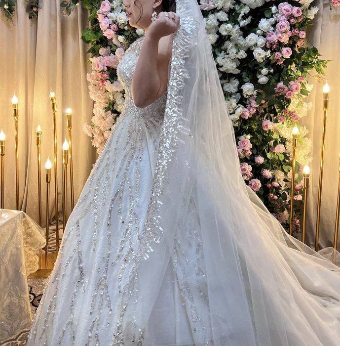 Свадебное платье