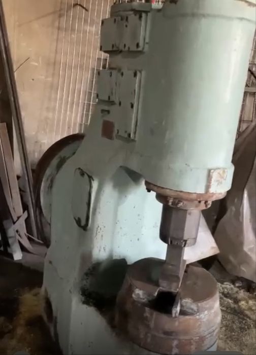 Кузнечный молот