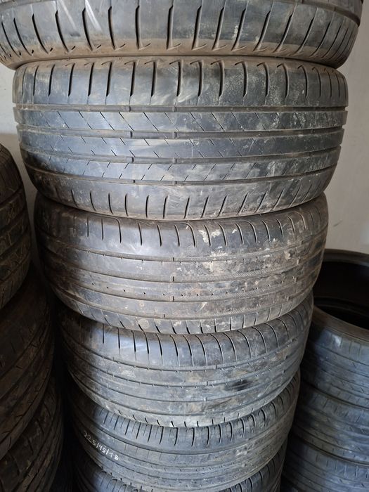 Продам шины. 225/45/18 бриджистон