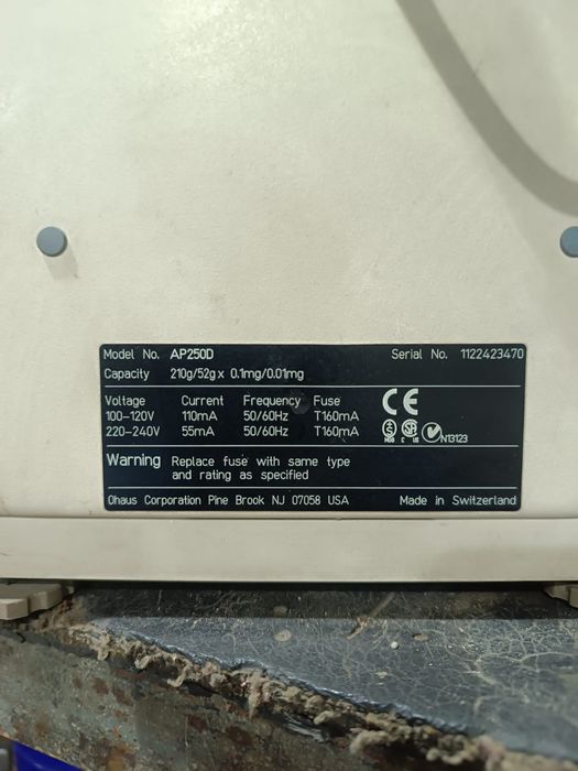 Весы лабораторные OHAUS AP250D