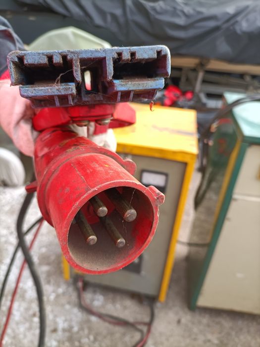 ЗАРЯДНО ЗА ЕЛЕКТРОКАР 48V-120A,80V-50A,48V-125A,80