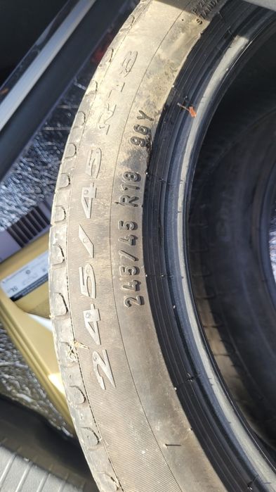 Anvelope vara pirelli 245 45 r18 bmv