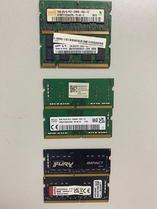vand 7 Harduri pc sata, 6 Memorii Ram si un DVD RW incorporabil laptop