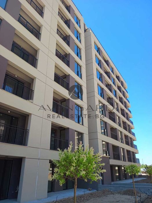 Продава се Двустаен апартамент в Пловдив, Тракия - 60 кв.м за 1734 €/кв.м - Снимка #1