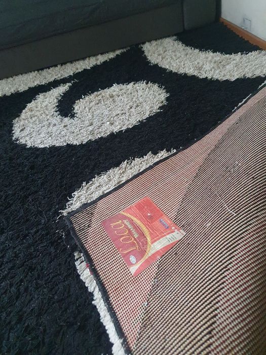 Продам ковёр 2×3