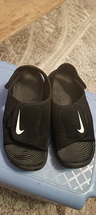 Sandală unisex Nike negri