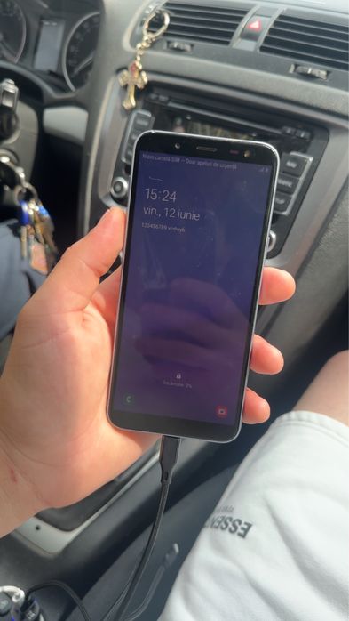 vand samsung j6