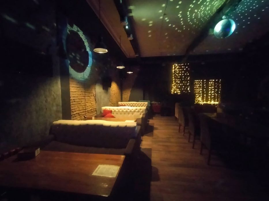 Сдам в аренду ресторан караоке