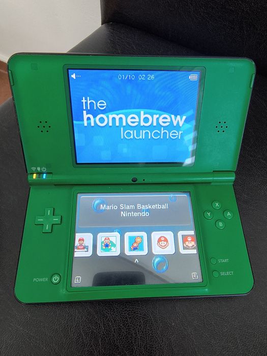 Nintendo DSi XL, verde, card modare inclus