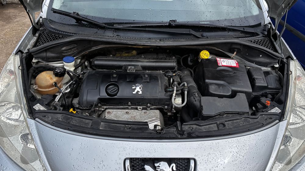Peugeot 207 1.6 16v VTi