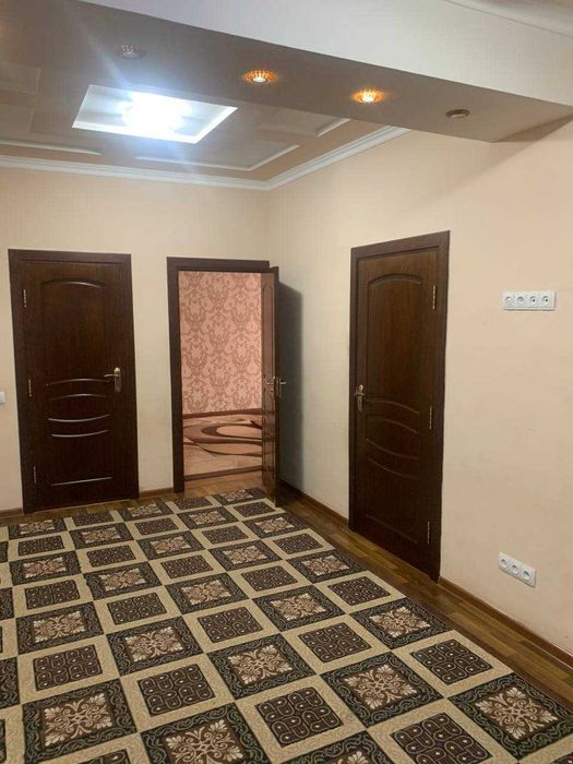 Samarqand senterida 2x uy sotiladi