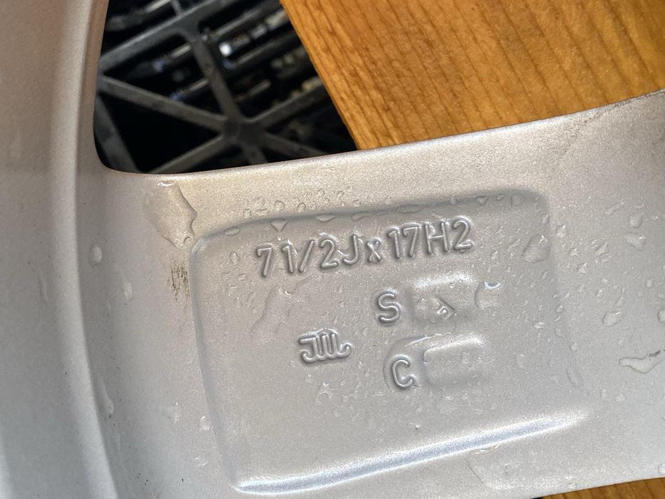17 цола 5 х 112 мм Мерцедес , Фолксваген , Ауди , Шкода , Сеат , VW