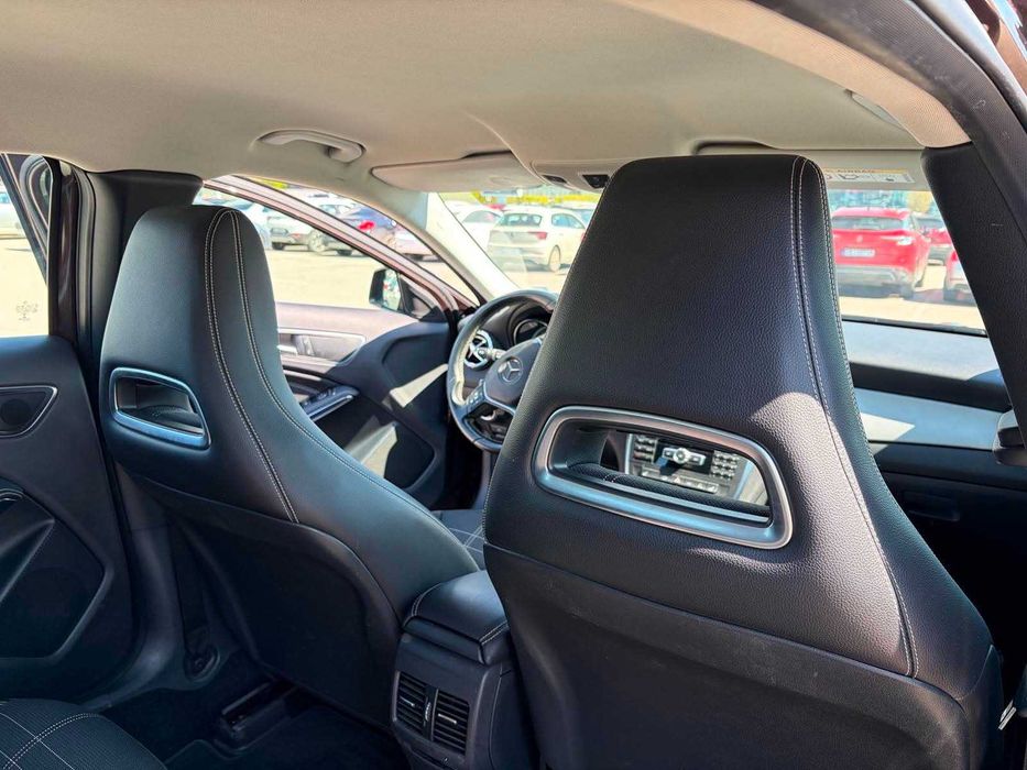 Mercedes-Benz GLA 2015 г. Автоматик | БЕНЗИН | Нов внос Швейцария