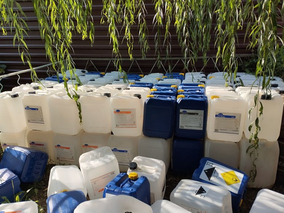 Канистры, пластиковые