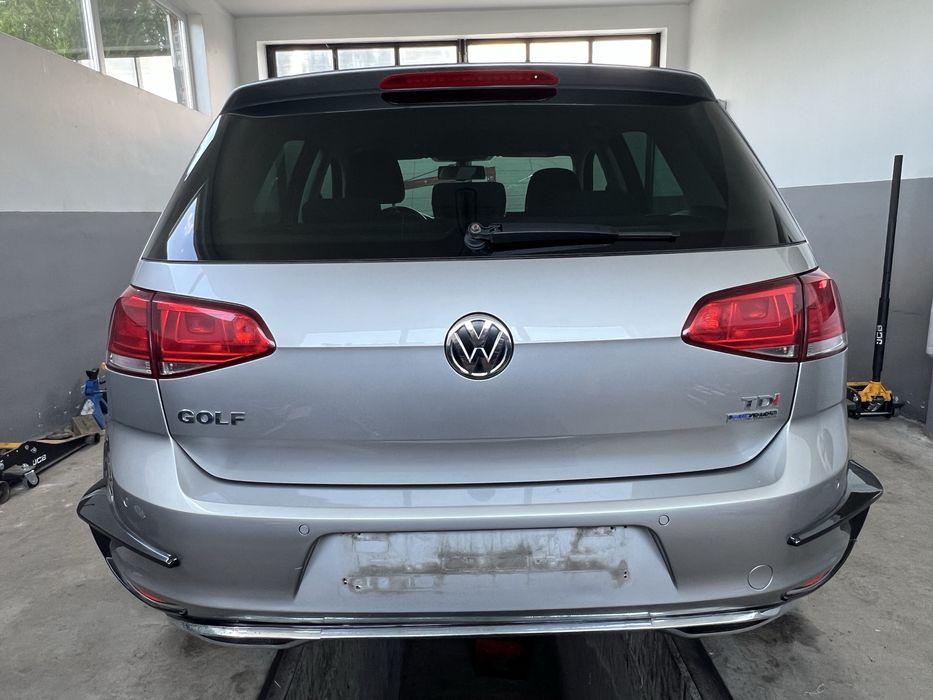 VW Golf 7 1.6TDi CLH На части